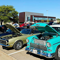 Hot Roddin' for Scholars Car Show